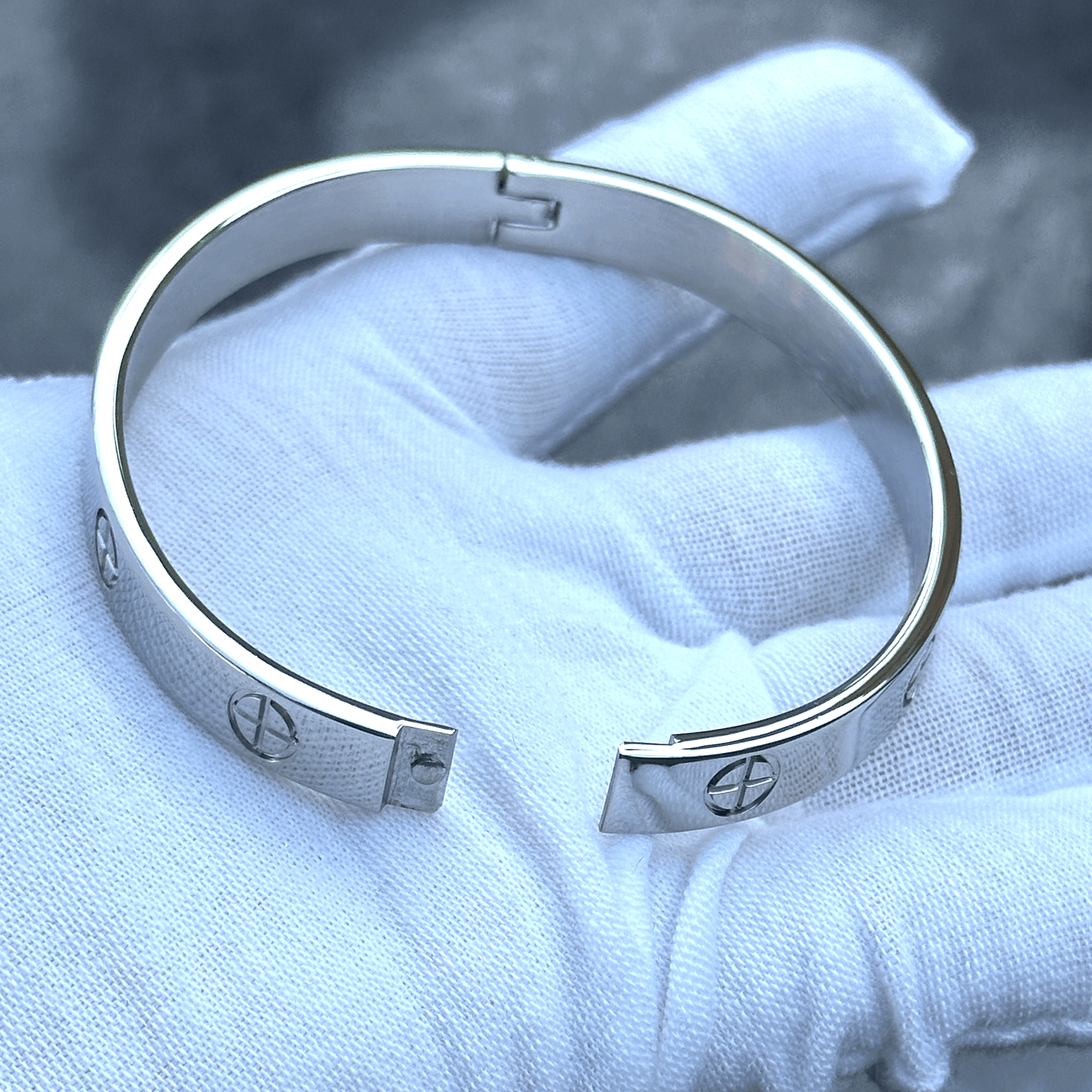 Silver Plated Stainless Steel Couple Bangle Bracelet – Tarnish-Free Unisex Cuff, 6mm & 8mm Matching Jewelry for Him & Her, 17cm & 19cm
