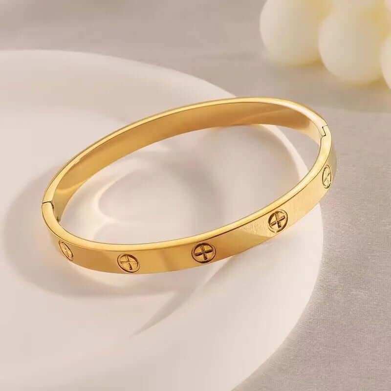 18K Gold Stainless Steel Couple Bangle Bracelet – Tarnish-Free Unisex Cuff, 6mm & 8mm Matching Jewelry for Him & Her, 17cm & 19cm