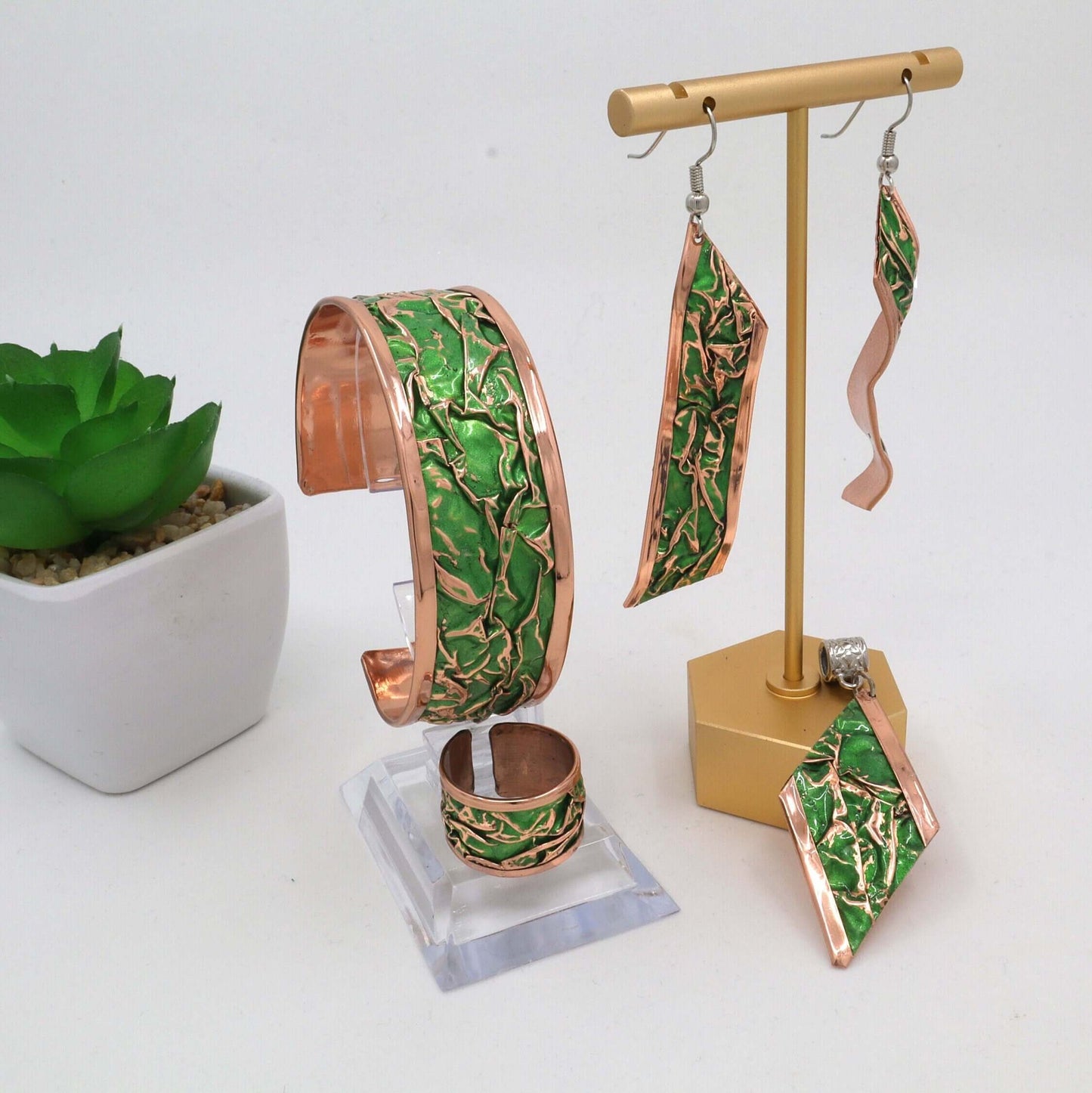 Green Copper Wrinkled Necklace Earring Adjustable Ring Bracelet Jewellery Set