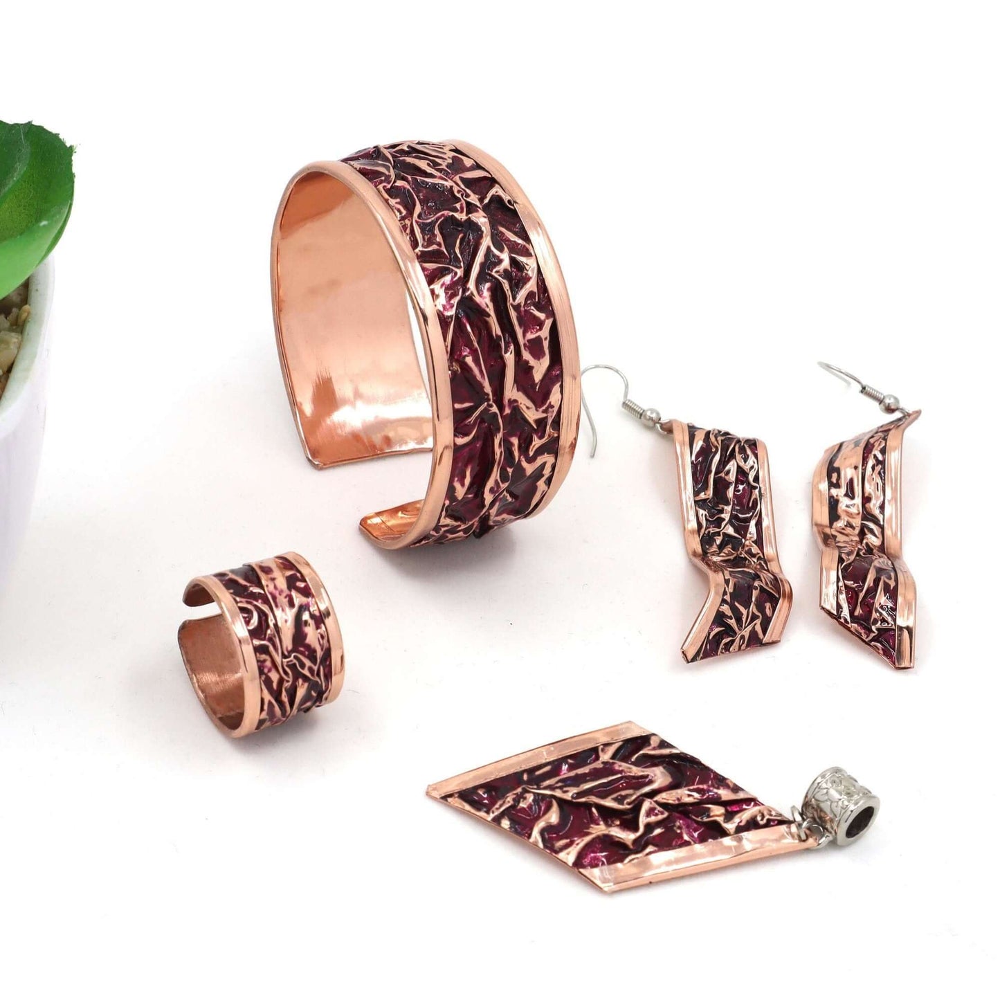 Magenta Copper Wrinkled Jewellery Set