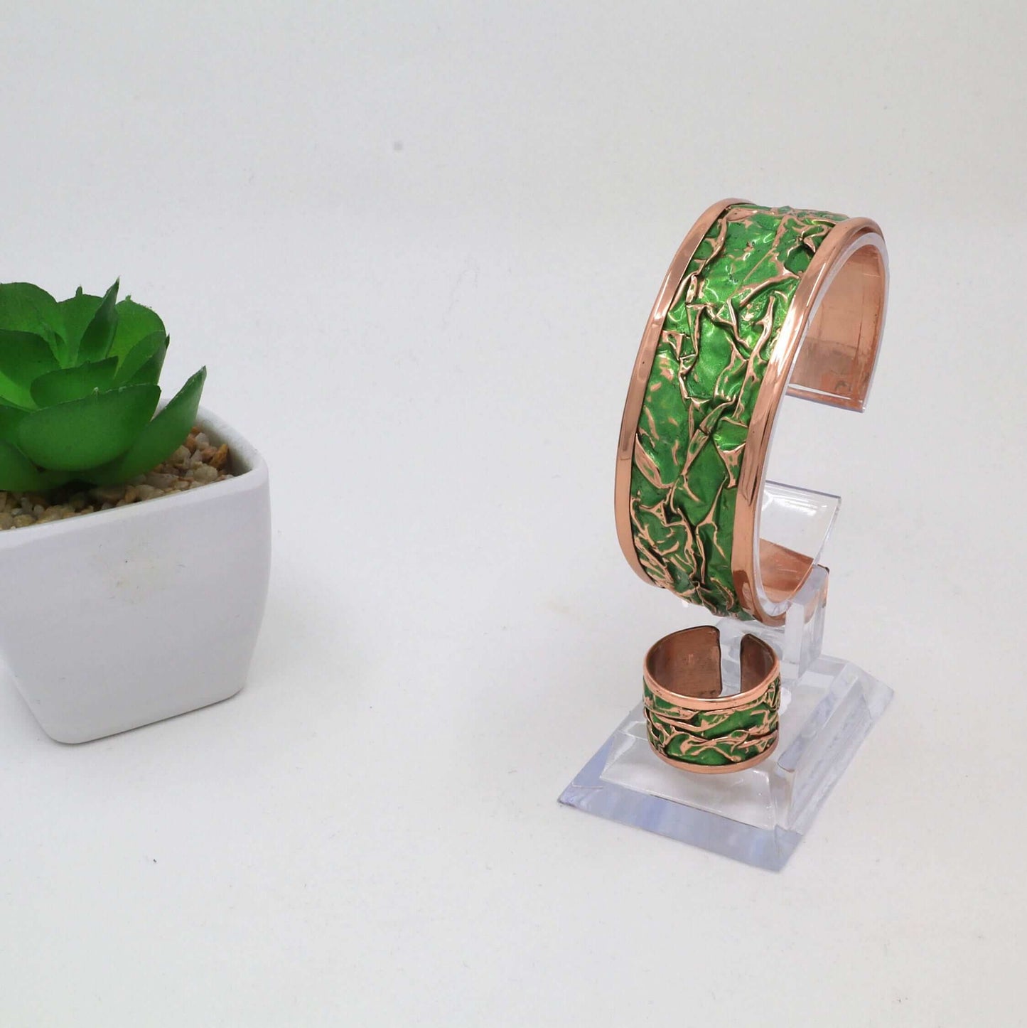 Green Copper Wrinkled Necklace Earring Adjustable Ring Bracelet Jewellery Set