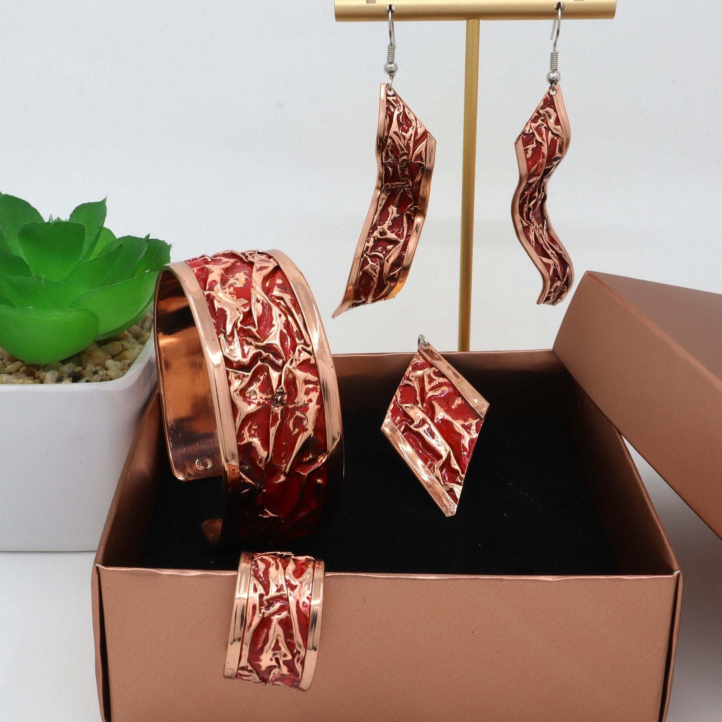 Red Patterned Copper Wrinkled Necklace Earring Adjustable Ring Bracelet Set