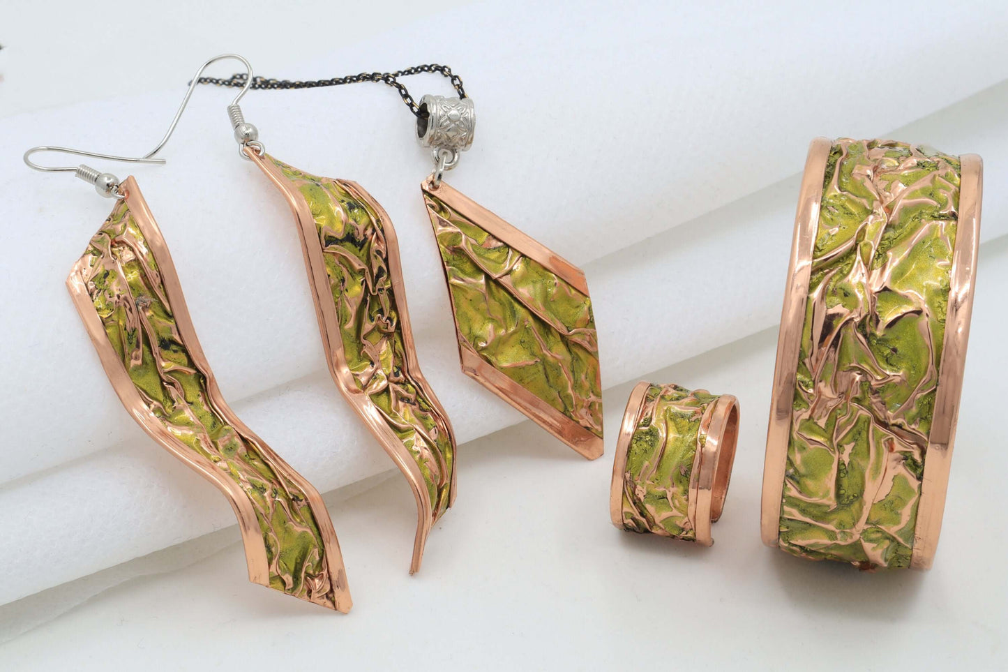 Yellow Copper Wrinkled Necklace Earring Adjustable Ring Bracelet Jewellery Set