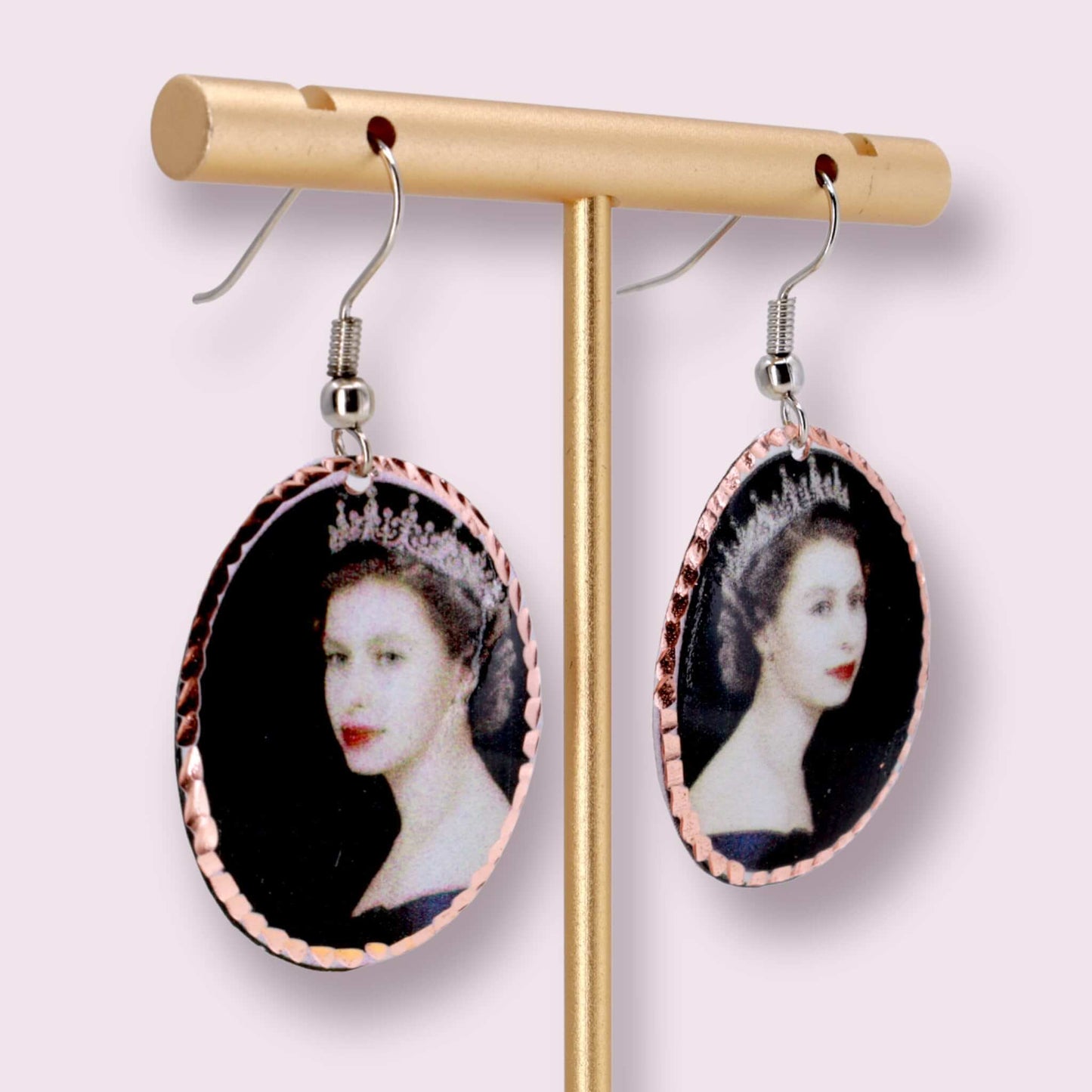 Queen Elizabeth 2 Copper Oval Earring Jewellery