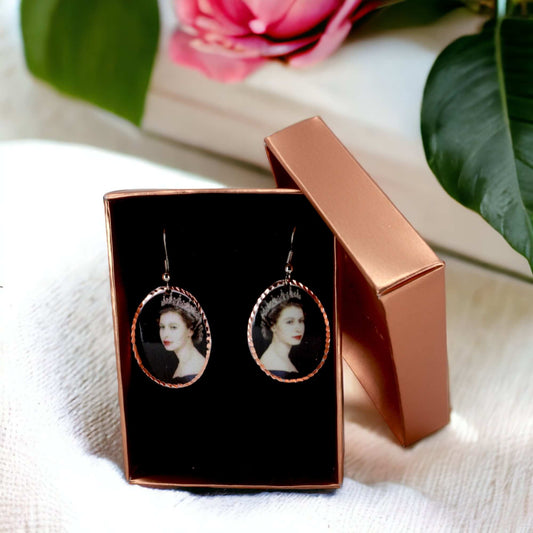 Queen Elizabeth 2 Copper Oval Earring Jewellery