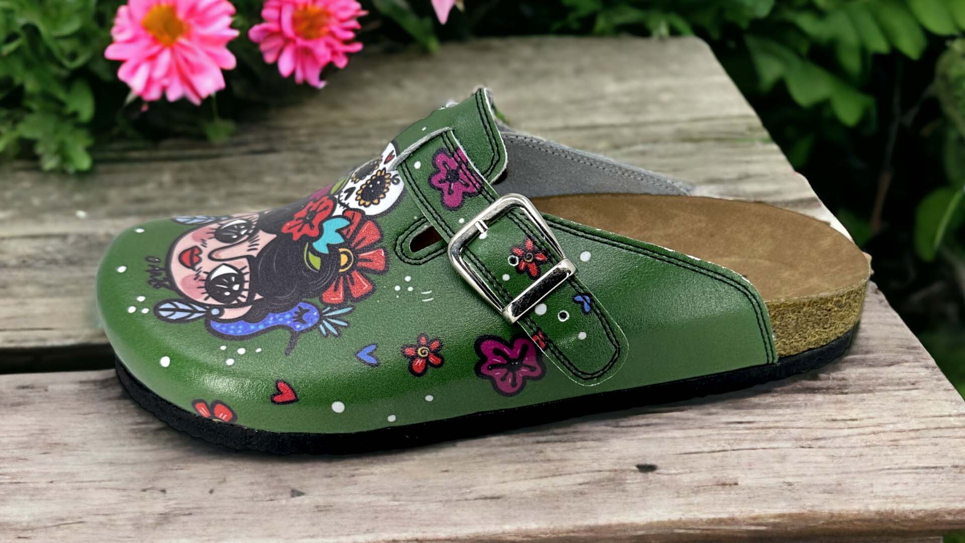 Green Frida Kahlo Leather Adjustable Strap Slippers for flat feet