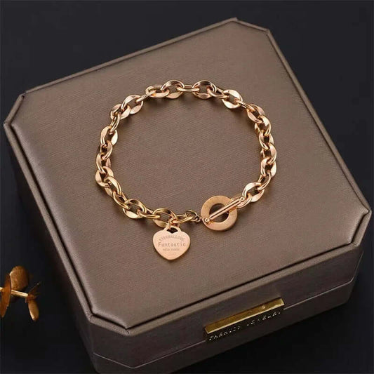 Stainless Steel Chain Bracelet with Heart Charm – Toggle Clasp, Non-Tarnish, Hypoallergenic, 18cm