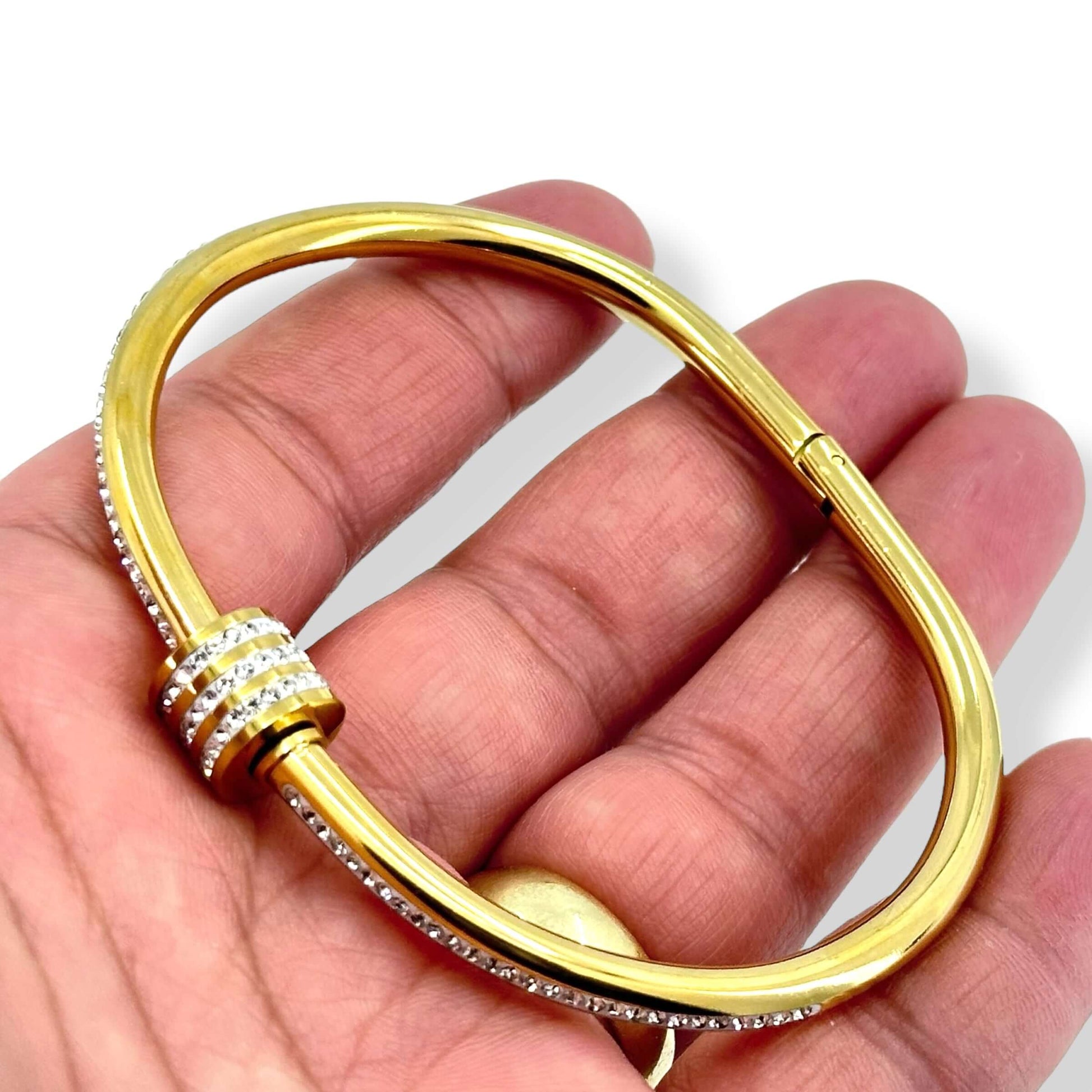 Gold-Plated Stainless Steel Bracelet with Zircon Stones – Elegant and Durable Jewelry