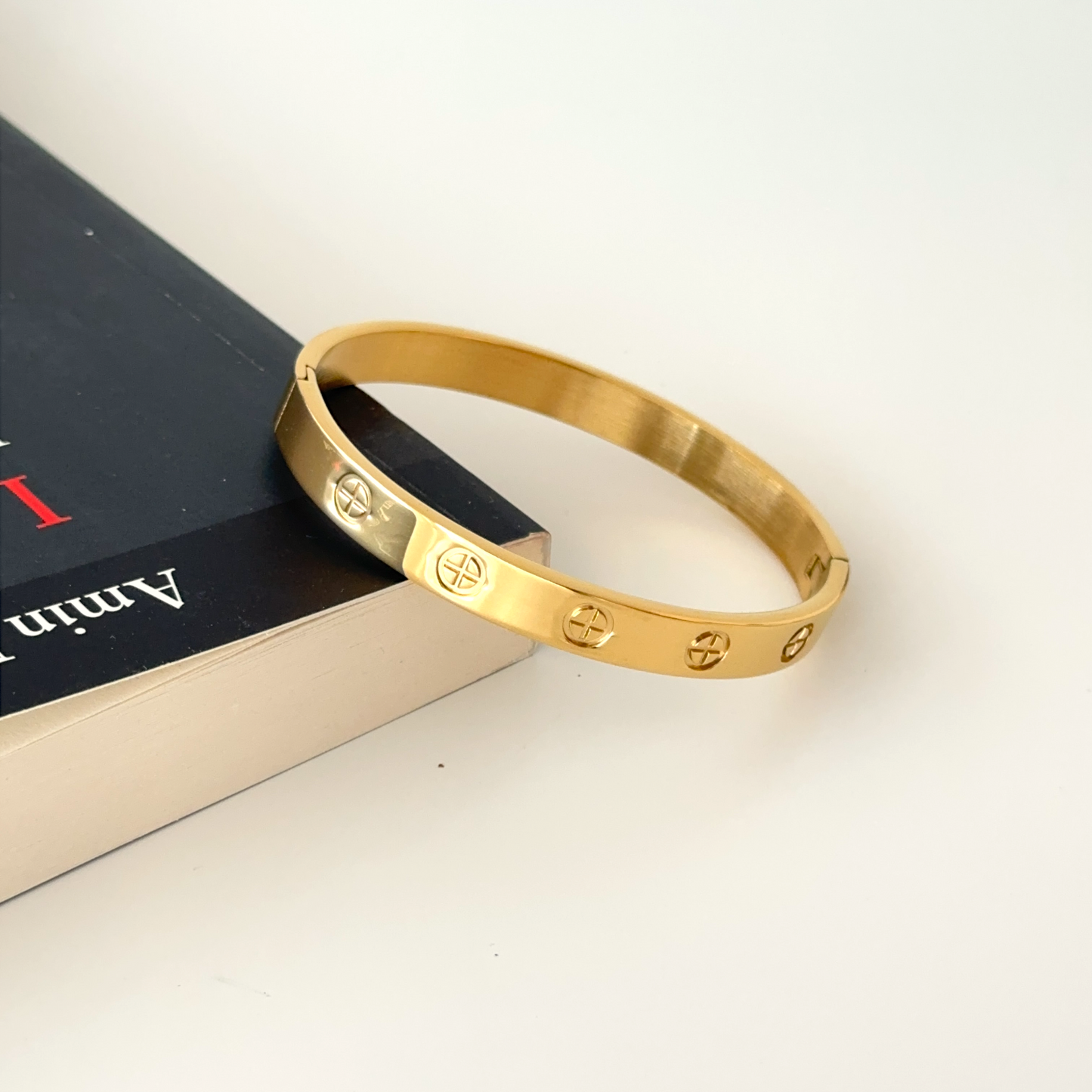 18K Gold Stainless Steel Couple Bangle Bracelet – Tarnish-Free Unisex Cuff, 6mm & 8mm Matching Jewelry for Him & Her, 17cm & 19cm