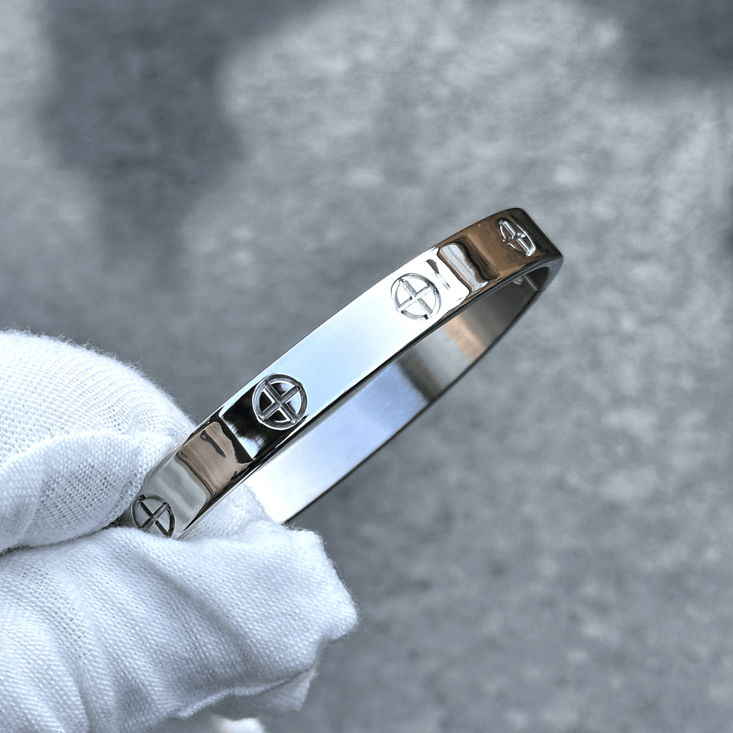Silver Plated Stainless Steel Couple Bangle Bracelet – Tarnish-Free Unisex Cuff, 6mm & 8mm Matching Jewelry for Him & Her, 17cm & 19cm