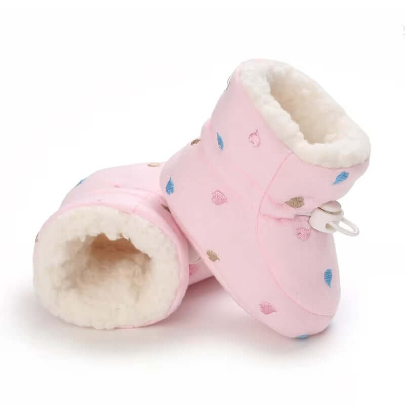 Pink Fleece-Lined Baby Winter Booties with Heart Pattern