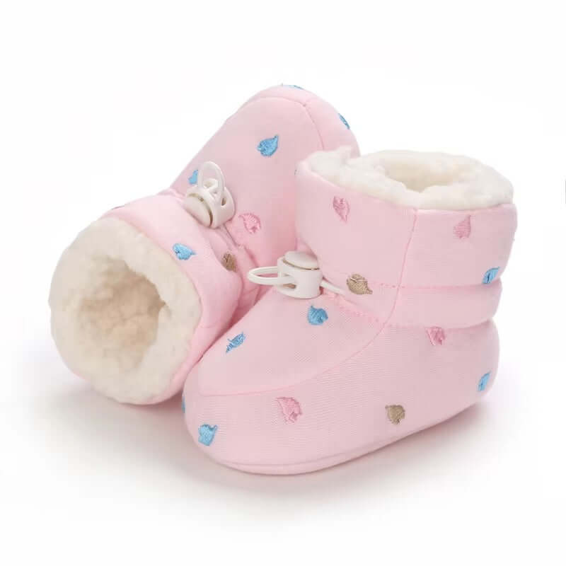 Pink Fleece-Lined Baby Winter Booties with Heart Pattern