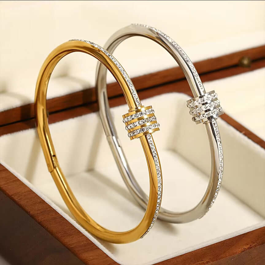 Elegant 316L Stainless Steel Bangle Bracelet for Women – Tarnish-Free, Cubic Zirconia Detail