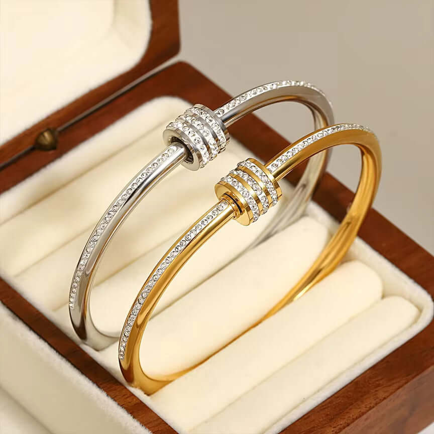 Elegant 316L Stainless Steel Bangle Bracelet for Women – Tarnish-Free, Cubic Zirconia Detail