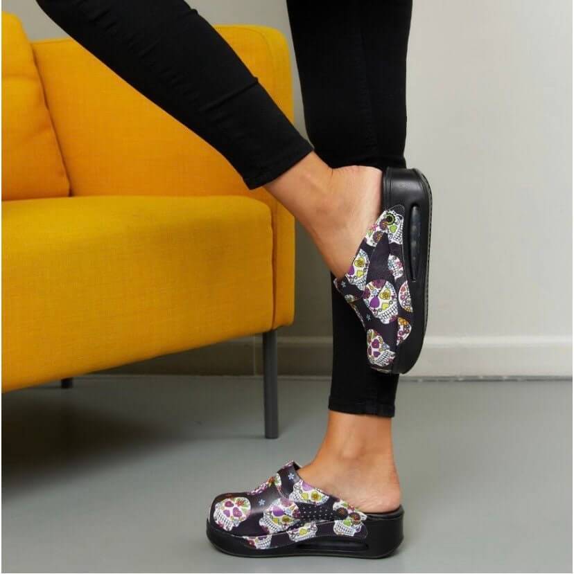 Skull Flower Leather Clogs / Slippers / Mules / Nursing Clogs Handmade, High Heel, Platform, Gift for Her, Gift for Women, Slip Resistant